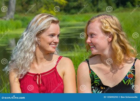 Twee vrouwen